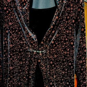 Elementz size M brand new